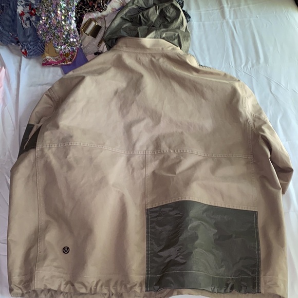 Lululemon Gathering Storm Short Jacket
Sandlot - Picture 15 of 15